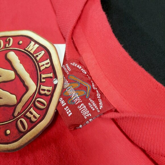 Vintage Marlboro Pocket T-shirt Men's Size XL Deadstock New with Tags NWT Red - Picture 7 of 9